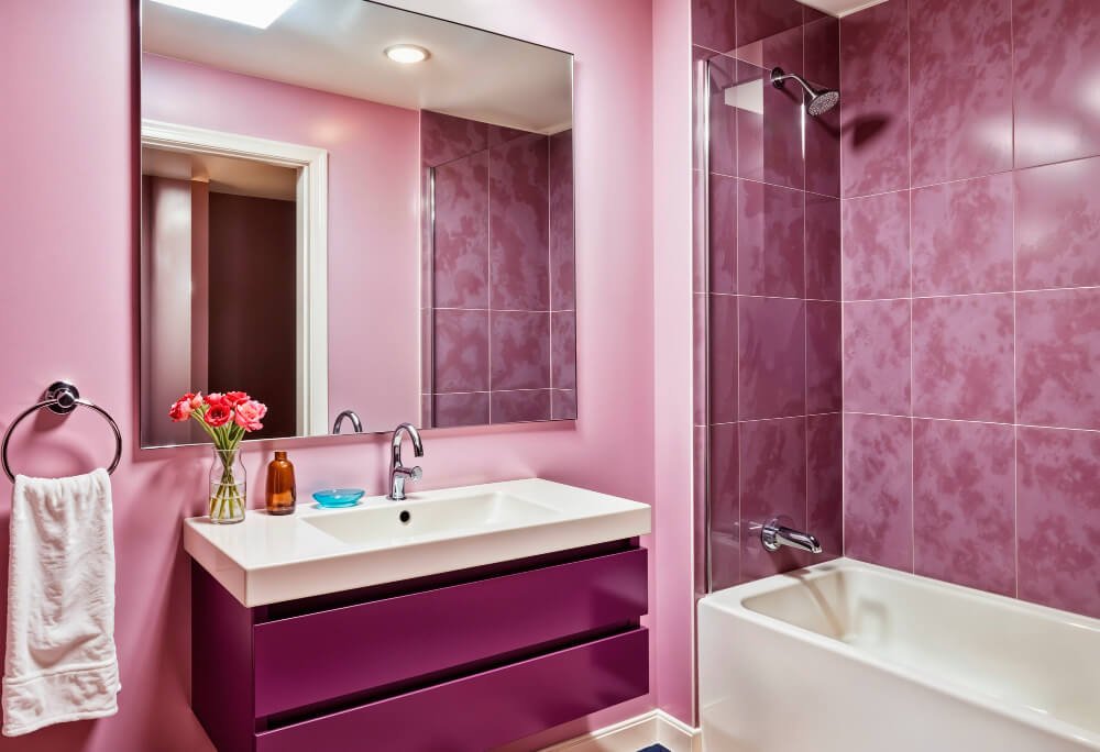 Bathroom redesign Hialeah - Best contractors near me providing creative bathroom design transformation with modern fixtures, tile work, and functional layout improvements